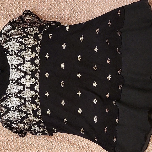 B.L.E.U. Blouse - Picture 10 of 12